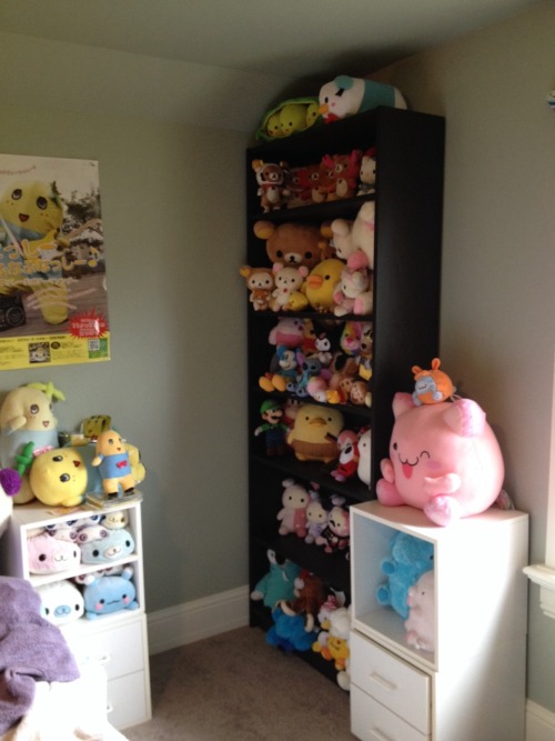thatfilthyanimal:  goopuff:  for those who don’t know i moved recently and my plushes are set up like this  Holy crap o__o Nice collection!!Where did you find those cool shelves that you have mounted above the monitor? It’s awesome @w@  I DIDNT KNOW