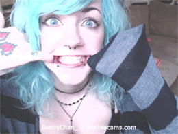 bunnychanxoxo:  this is what i’ve resorted to. *shame* 