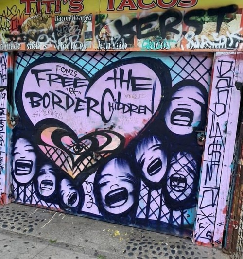 “Free the Border Children” Mural in Venice Beach, LA