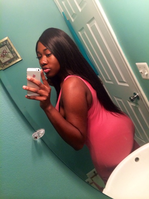 godsgifttomankind:  Elle Jones———Submission