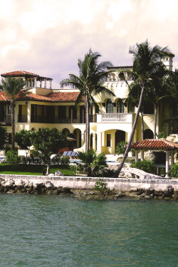 bejarj:  Palm Beach | Source  