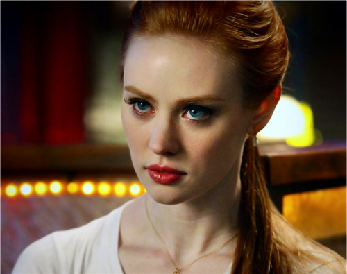 waywarddaughter95:  She’s just really gorgeous    PRETTY GIRL