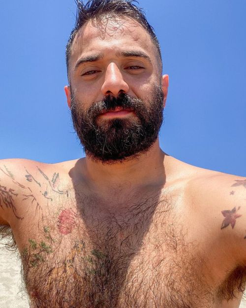 https://64.media.tumblr.com/3648bf9ca90516dfd8e8f9fcba3a80b5/4d5938a964225c31-35/s500x750/aa356c2e8f11b4ff55afc29ac52bf23220a68a60.jpg
