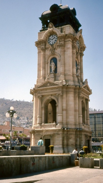 Torre reloj monumental, Pachuca, Hidalgo, 1990.