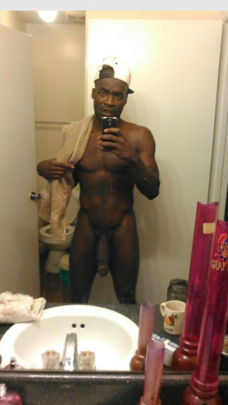 slim71:  adonisdynasty:  FOLLOW: ADONISDYNASTY.TUMBLR.COM SUBMIT PICS/VIDS ONLY VIA