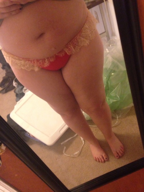 princesskinkyslut:  New set. I think it’s my fav ! 😍😍  What do you think ?