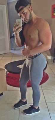 UndieDude