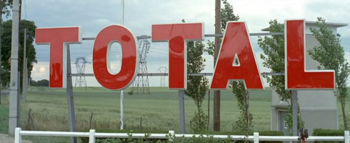 cinemabreak: Pierrot le Fou (1965)Directed by Jean-Luc GodardCinematography by Raoul Coutard “