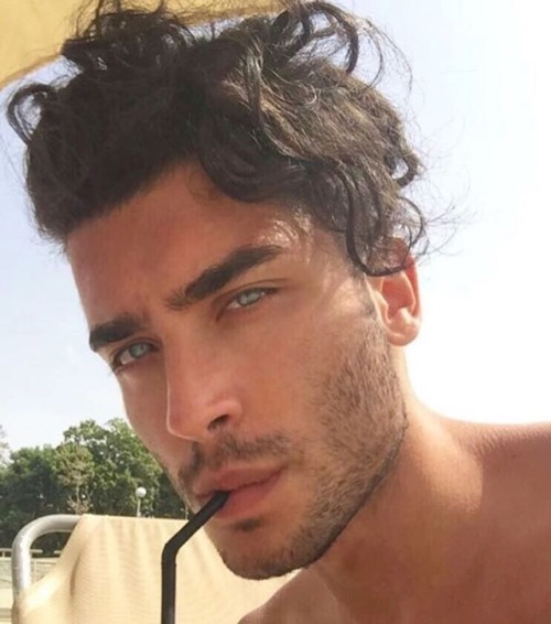 photogenicsoul:  he’s beautiful