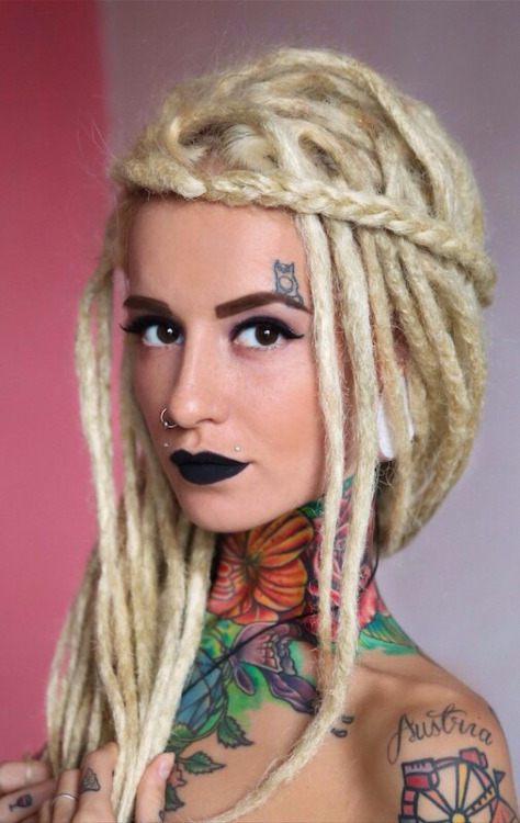 bodmod-girls:  Perfect inked beauties