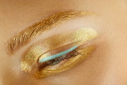 ghesquiereous:  make-up at Dior s/s 14 rtw