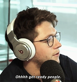 dailyniall:@fitzyandwippa: @NiallOfficial has heard @Louis_Tomlinson’s latest song and he’s LOVING I