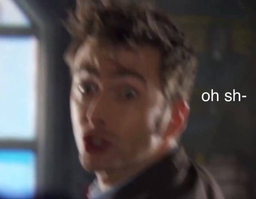 The Entire Good Omens Fandom After Neil Gaiman Said That Aziraphale And Crowley Enjoys Holding Hands.