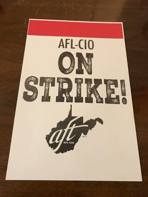fuckyeahmarxismleninism:  Charleston, West Virginia: Striking teachers and school workers, students 