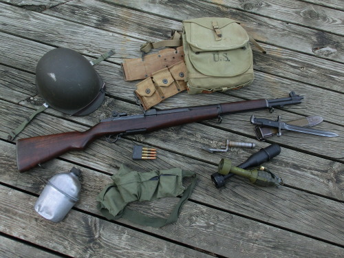 panzergrenadierphotography:  Some of the kit typical for an American soldier in WWII.