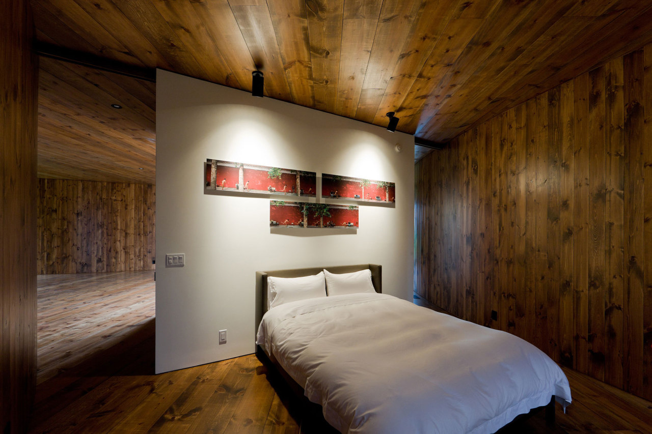 nonconcept:  Guesthouse, Ancram, New York by HHF Architects. (Photography: Iwan Baan)