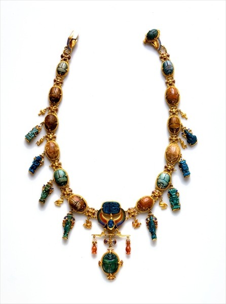grandegyptianmuseum:Egyptian Revival Necklace with Scarabs and Amulets (Victorian, 19th century). Sc