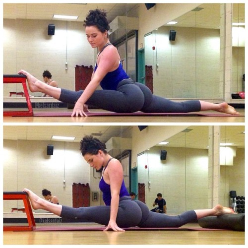 validx2:  domchuckxtaylor:  chanelofhouston:  rufffn:  fitgirlpics:  this is why yoga pants were inv