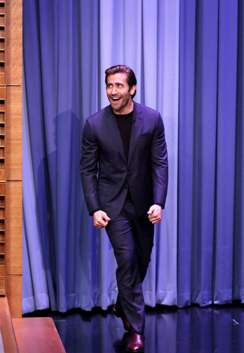 gyllenhaaldaily: Jake Gyllenhaal on The Tonight Show with Jimmy Fallon on September 14, 2017