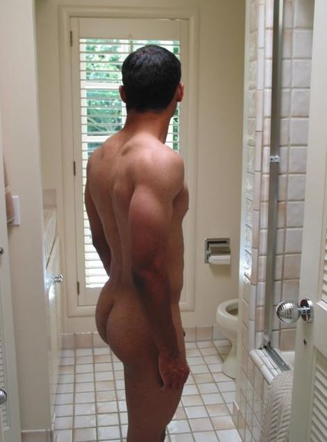 warriorsofmightandmagic:  IMaximhttp://www.bigmuscle.com/~imaximFantasy Connection: