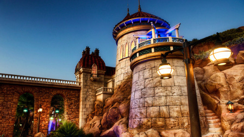 wherefantasyreigns:Castle Triton by wbeem on Flickr.