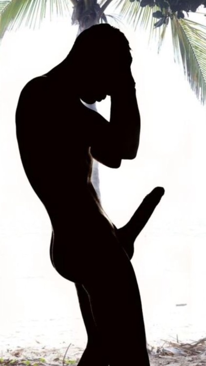 incognitomen:  Fuck me that’s HOT! More at men incognito!