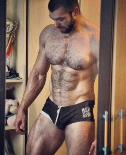 dadsnsons:  Dad the hunk Brought to you by Dads