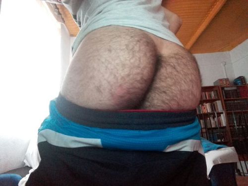 hotmanishairy:Spanish boy