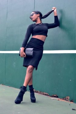 blackfashion:  Ariona x Houston x American Apparel www.EastofZay.com