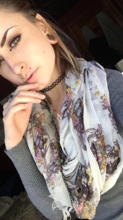 -miranda-ann:  •💀•