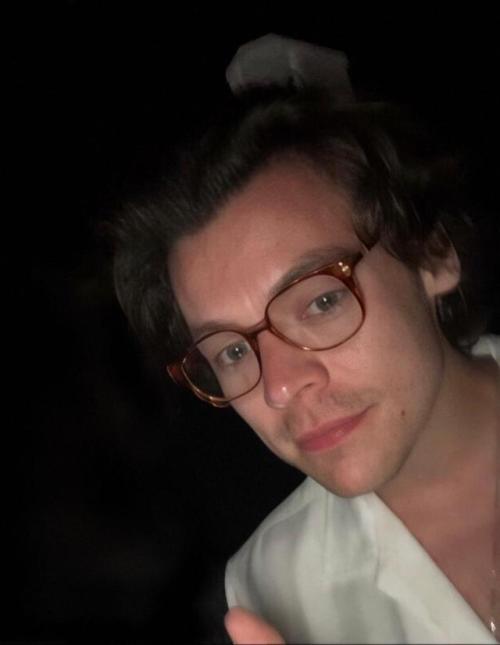 hl28:Harry Styles, 2018, but in better quality