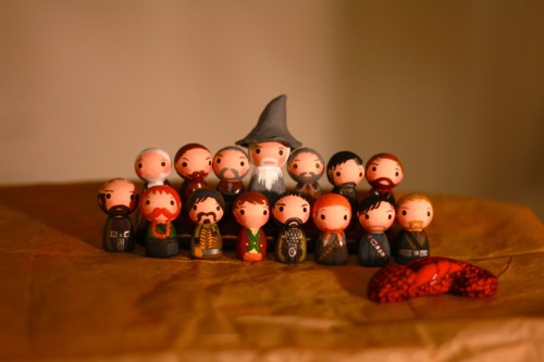 slytherintomychamberofsecrets:  FINALLY finished Thorin & Co, including Bilbo, Gandalf, and the 
