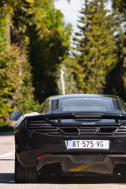 d0minus:  McLaren MP4-12C // Gaetan 