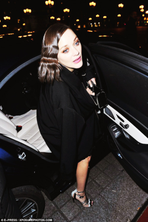 nowhollywood:    Marion Cotillard arrives at the Chaumet’s Cocktail Party and Dinner for Cesar’s Revelations in Paris, 16.01.2017  