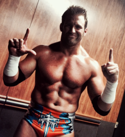 majesticmaddox:  @wwe: Looks like @zryder85