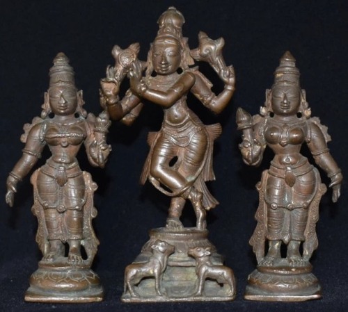 Krishna with Rukmini and Satyabhama, south indian bronze