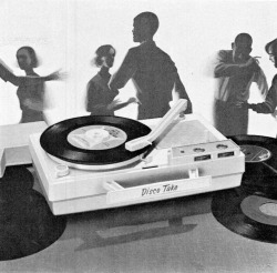 vinylespassion:  Disco Take, portable radio-phono, 1966. 
