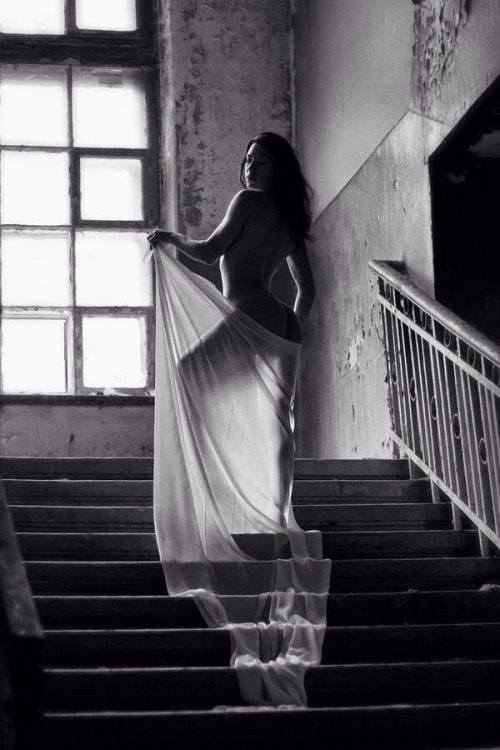 sh7774:  It’s a dance of sorts 