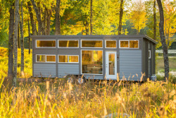 ♡♡♡♡♡   I love the tiny house movement.