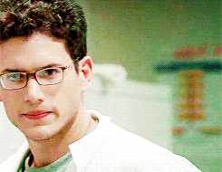 a much younger Wentworth..