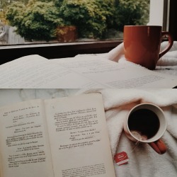 keepstudying-keeplearning:  September 22, 2015  How french homework can be the coziest thing in the world 😌📖☕   