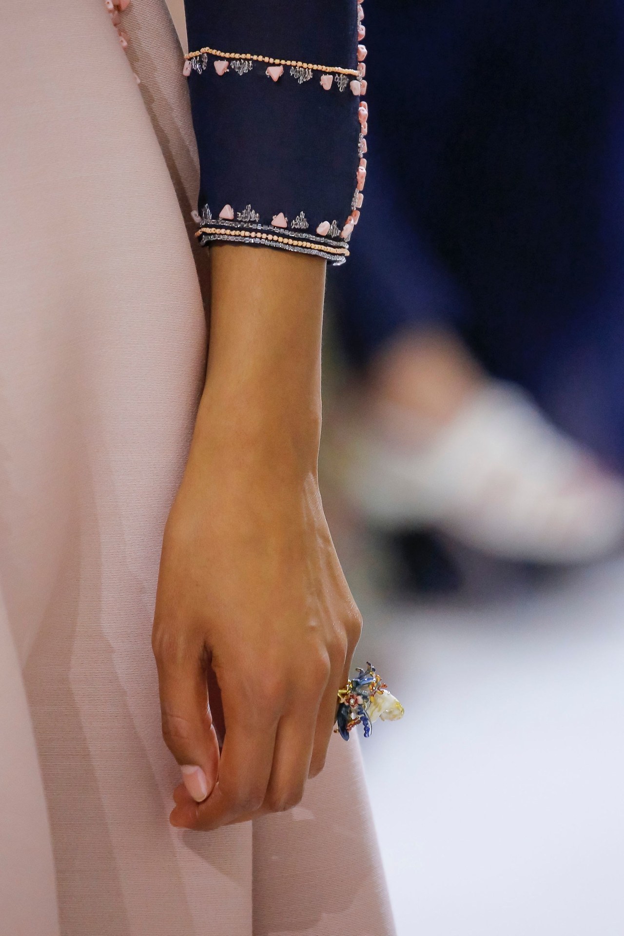 runway&ndash;report:  Details at Christian Dior Couture Fall 2018