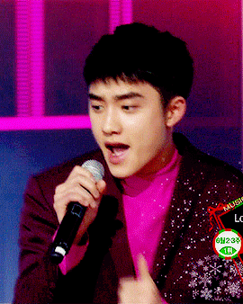 kyungsoo-squishy:   my babe looking fine (ft. jongin who can’t keep his tongue