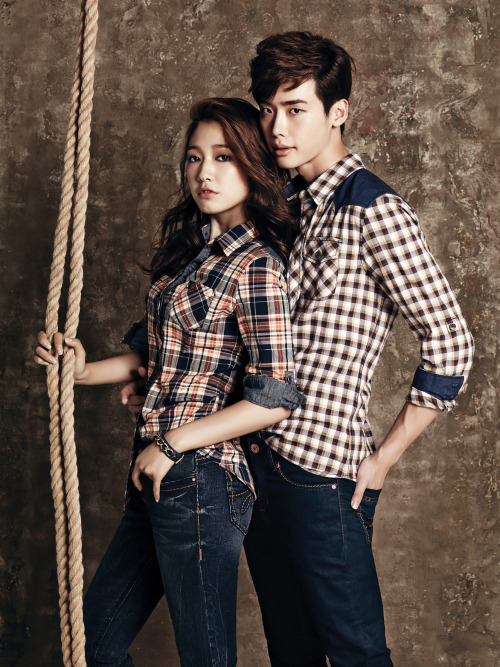 kpophqpictures: [CF] Park Shin Hye &amp; Lee Jong Suk – Jambangee 1328x1772