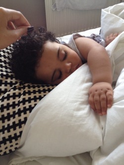 husna-di-jatti:  Omg this is the cutest baby