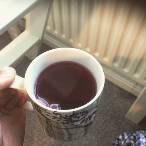 Elderberry tea to relax me while doing school work, no need for stress!
