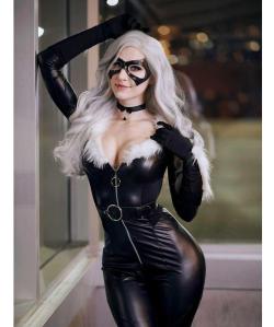 love-cosplaygirls:  Black Cat by Luxlo Cosplay