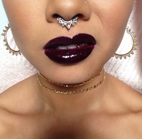 blvckcrystal:  // glam blog directory