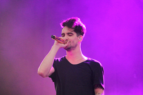 suitehaerts:Brendon during the free Panic! show at Boston City Hall Plaza.