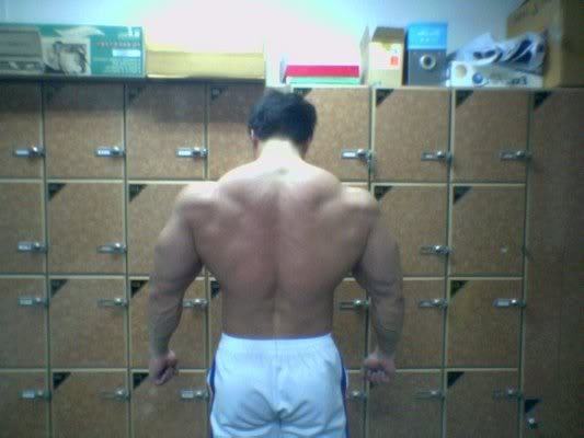 arpeejay:  Korean bodybuilder Lee Seung Cheol